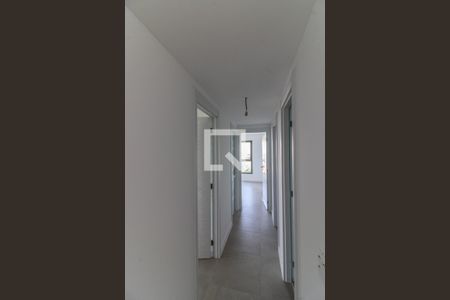 Apartamento à venda com 153m², 4 quartos e 2 vagasCorredor