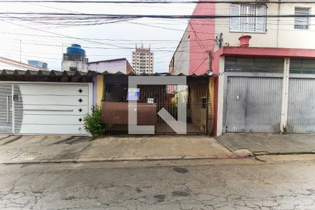 Casa à venda com 100m², 2 quartos e 2 vagasFachada
