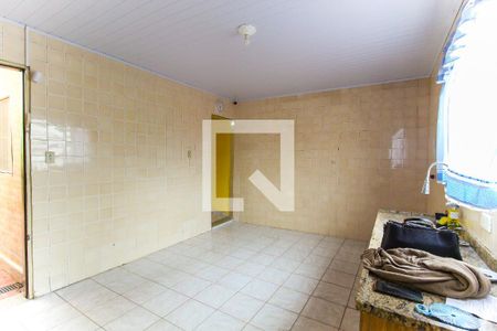 Casa à venda com 100m², 2 quartos e 2 vagasCozinha