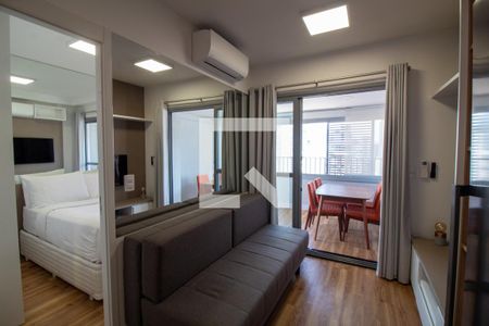 Sala  de apartamento para alugar com 1 quarto, 39m² em Jardim das Acacias, São Paulo