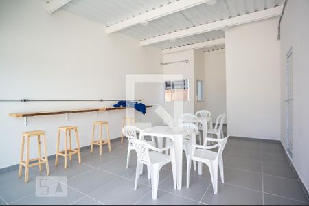 Apartamento para alugar com 2 quartos, 40m² em Presidente Altino, Osasco