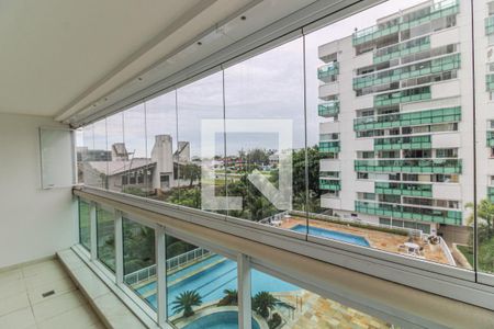 Varanda  de apartamento à venda com 3 quartos, 83m² em Barra da Tijuca, Rio de Janeiro