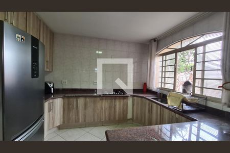 Cozinha de casa à venda com 3 quartos, 261m² em Vila Maringa, Jundiaí