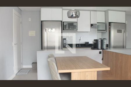 Sala/Cozinha de apartamento à venda com 2 quartos, 42m² em Parque Reboucas, São Paulo