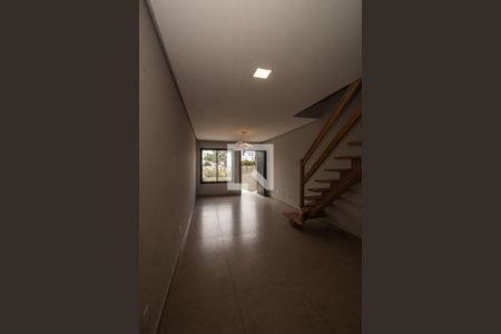 Sala/Cozinha de casa para alugar com 2 quartos, 100m² em Hípica, Porto Alegre