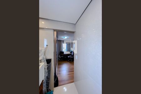 Apartamento à venda com 57m², 2 quartos e 2 vagasBanheiro da Suíte