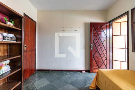 Quarto 1 de casa à venda com 3 quartos, 180m² em Serra Grande, Niterói