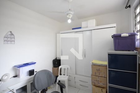Apartamento à venda com 120m², 3 quartos e 2 vagasEscritório