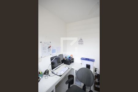 Apartamento à venda com 120m², 3 quartos e 2 vagasEscritório