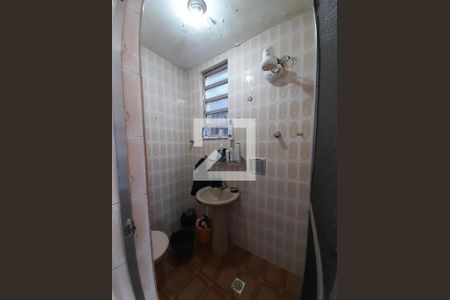 Banheiro de apartamento para alugar com 1 quarto, 25m² em Gamboa, Rio de Janeiro