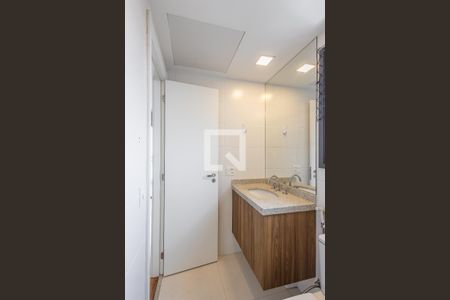 Apartamento à venda com 120m², 2 quartos e 1 vagaBanheiro da Suíte 2