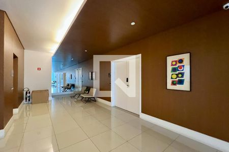 Apartamento para alugar com 37m², 1 quarto e 1 vaga Apartamento para alugar com 37m², 1 quarto e 1 vagaHall