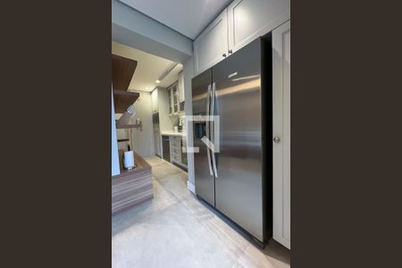 Cozinha de apartamento para alugar com 1 quarto, 37m² em Indianópolis, São Paulo