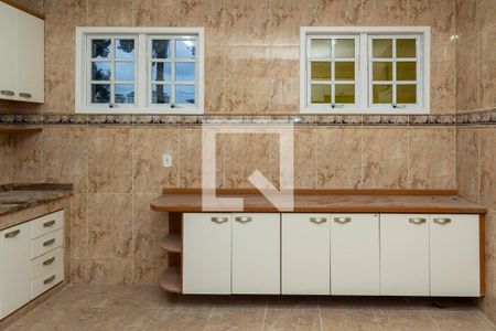 Casa para alugar com 420m², 4 quartos e 3 vagasCozinha - Armários