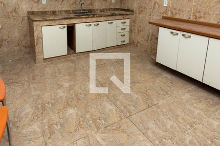 Casa para alugar com 420m², 4 quartos e 3 vagasCozinha - Armários