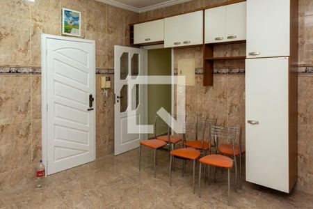 Casa para alugar com 420m², 4 quartos e 3 vagasCozinha - Armários