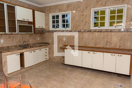 Casa para alugar com 420m², 4 quartos e 3 vagasCozinha - Armários