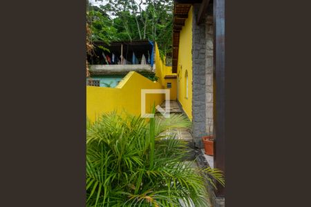 Casa para alugar com 420m², 4 quartos e 3 vagasCorredor externo