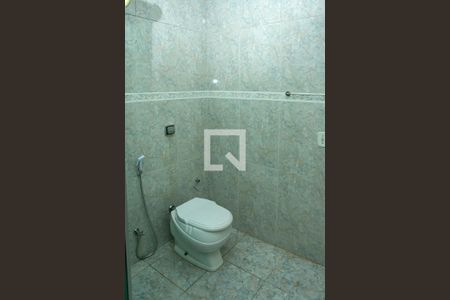 Casa para alugar com 420m², 4 quartos e 3 vagasBanheiro Social