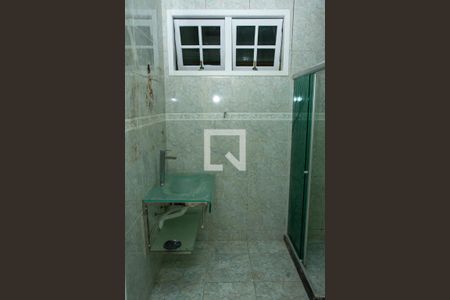 Casa para alugar com 420m², 4 quartos e 3 vagasBanheiro Social