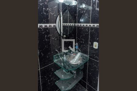 Casa para alugar com 420m², 4 quartos e 3 vagasBanheiro da Suíte