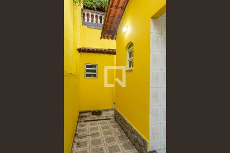 Casa para alugar com 420m², 4 quartos e 3 vagasCorredor externo