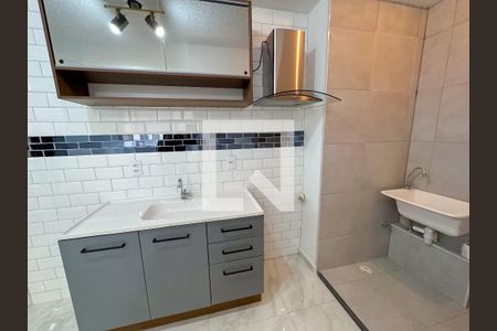 Cozinha e Área de Serviço de apartamento à venda com 2 quartos, 32m² em Várzea da Barra Funda, São Paulo