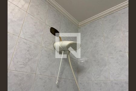 Casa à venda com 174m², 5 quartos e 2 vagas Casa à venda com 174m², 5 quartos e 2 vagasBanheiro