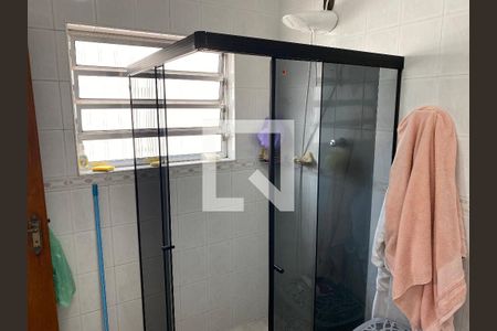 Casa à venda com 174m², 5 quartos e 2 vagas Casa à venda com 174m², 5 quartos e 2 vagasBanheiro da Suíte