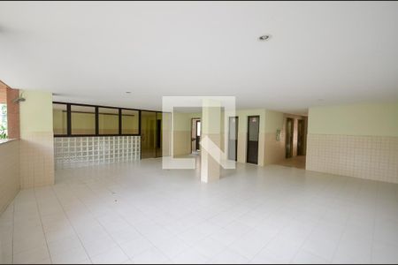 Apartamento à venda com 223m², 6 quartos e 2 vagasÁrea comum - Playground