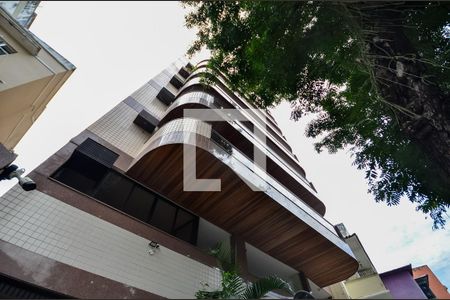 Apartamento à venda com 223m², 6 quartos e 2 vagasFachada