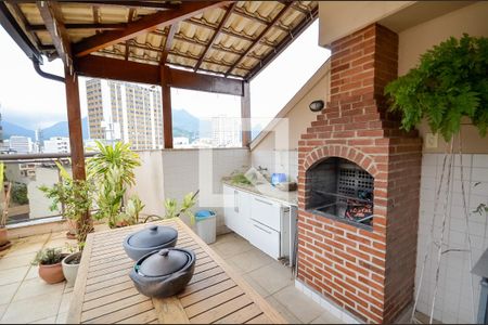 Apartamento à venda com 223m², 6 quartos e 2 vagasTerraço