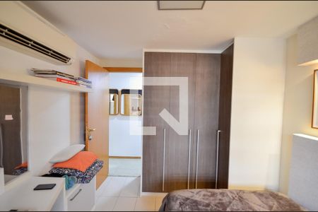 Apartamento à venda com 223m², 6 quartos e 2 vagasQuarto 3