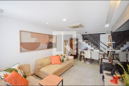 Sala de apartamento à venda com 6 quartos, 223m² em Tijuca, Rio de Janeiro