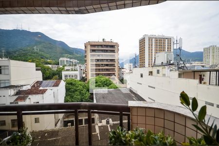 Apartamento à venda com 223m², 6 quartos e 2 vagasVista do Quarto 3