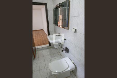 Casa à venda com 150m², 2 quartos e 2 vagasBanheiro da Suíte 2