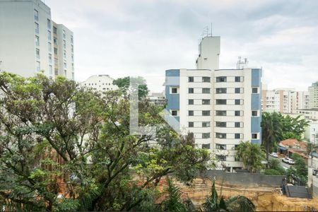 Sala - Vista de kitnet/studio para alugar com 1 quarto, 26m² em Pinheiros, São Paulo