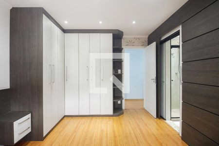 Casa à venda com 300m², 3 quartos e 4 vagasSuíte 2