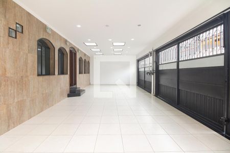 Casa à venda com 300m², 3 quartos e 4 vagasGaragem 