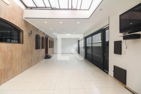 Casa à venda com 300m², 3 quartos e 4 vagasGaragem 