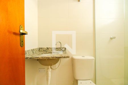 Banheiro de kitnet/studio para alugar com 1 quarto, 30m² em Penha de França, São Paulo