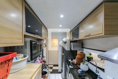 Cozinha de apartamento para alugar com 3 quartos, 76m² em Alto Ipiranga, Mogi das Cruzes