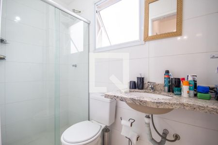 Banheiro de apartamento à venda com 1 quarto, 37m² em Vila Osasco, Osasco
