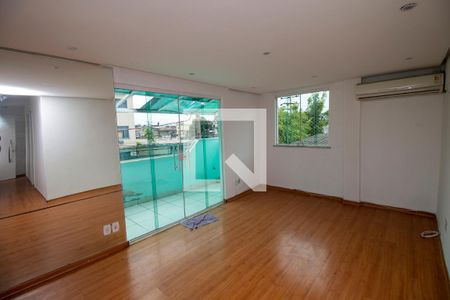 Apartamento para alugar com 2 quartos, 70m² em Brás de Pina, Rio de Janeiro