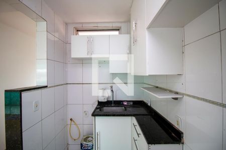Cozinha de apartamento para alugar com 2 quartos, 70m² em Brás de Pina, Rio de Janeiro
