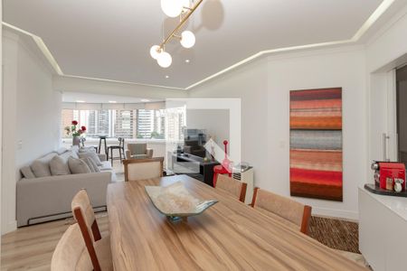 Apartamento à venda com 118m², 3 quartos e 3 vagas Apartamento à venda com 118m², 3 quartos e 3 vagasSala