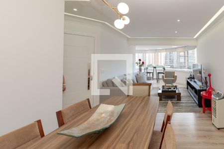 Apartamento à venda com 118m², 3 quartos e 3 vagas Apartamento à venda com 118m², 3 quartos e 3 vagasSala