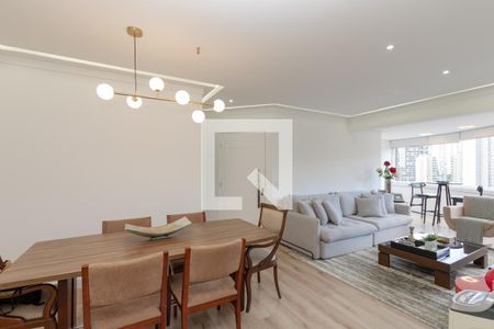 Apartamento à venda com 118m², 3 quartos e 3 vagas Apartamento à venda com 118m², 3 quartos e 3 vagasSala