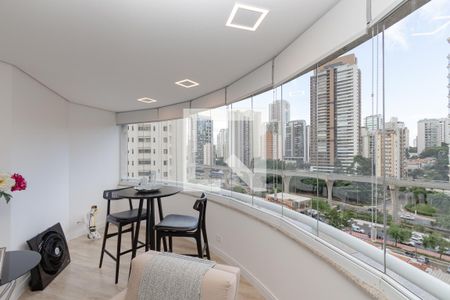 Apartamento à venda com 118m², 3 quartos e 3 vagas Apartamento à venda com 118m², 3 quartos e 3 vagasVaranda da Sala