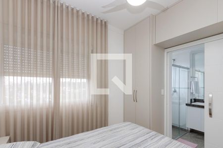 Apartamento à venda com 118m², 3 quartos e 3 vagas Apartamento à venda com 118m², 3 quartos e 3 vagasSuíte 2